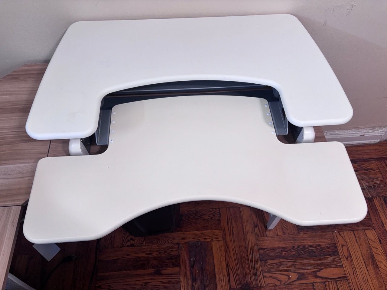 Varidesk ProPlus 36” Standing Desk Converter $200 obo