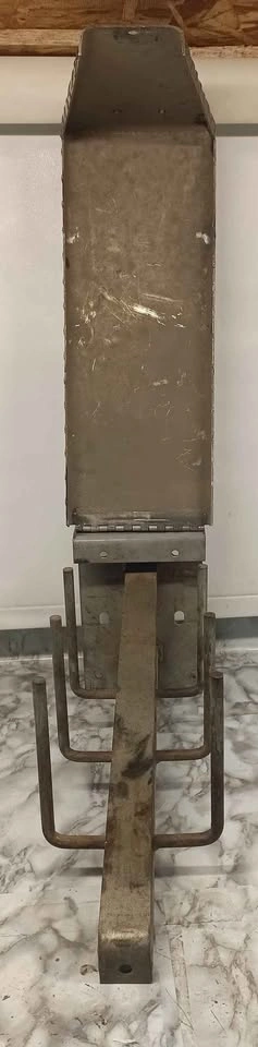 Merritt Tire Chain Carrier Box with Lid - photo 3