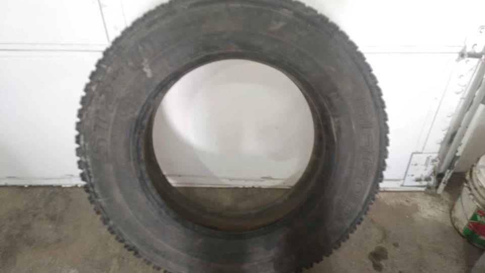 255 / 70 r 22.5 - photo 3