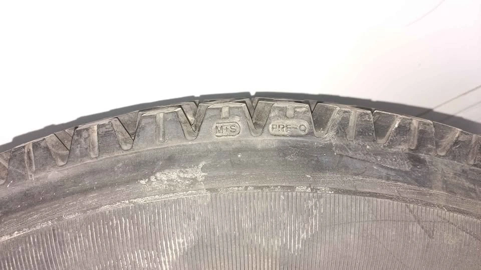 255 / 70 r 22.5 - photo 4