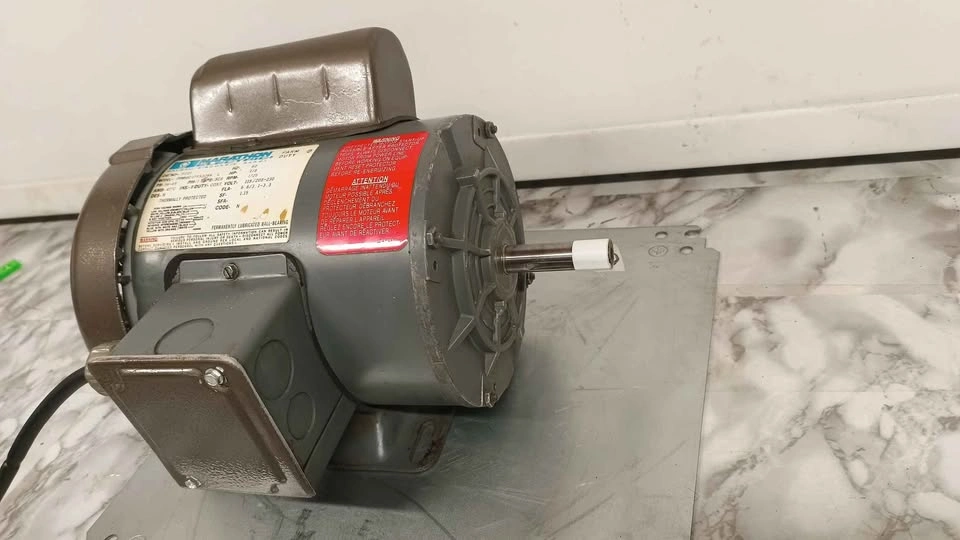 Marathon Electric Farm Duty AC Motor 1/3 HP 1725 RPM - photo 4