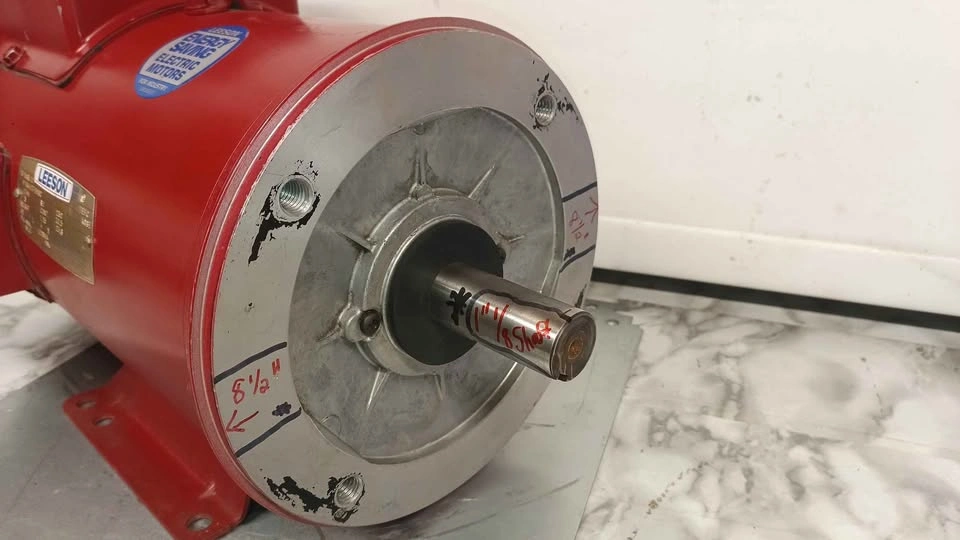 Leeson 5 HP Electric Motor 230V 1740 RPM Farm Duty - photo 3