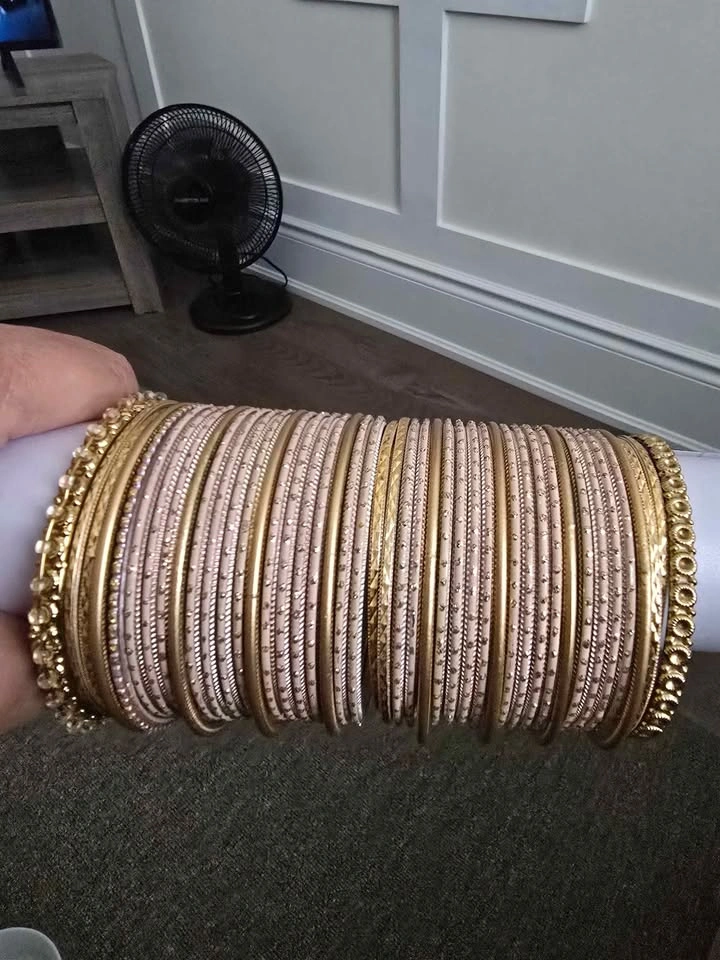 Whole bangles set $10 ea. Various colors - photo 4