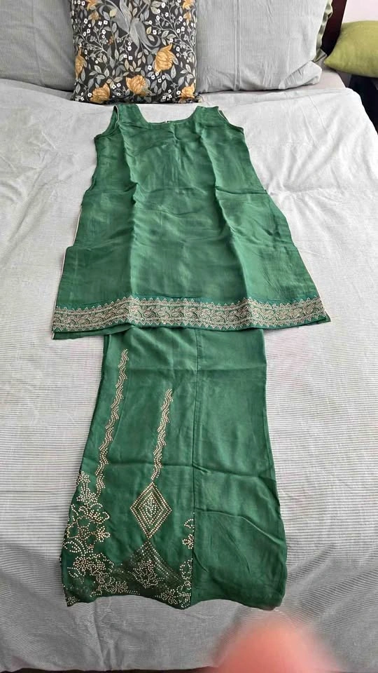 Bottle green palazzo suit, custom made