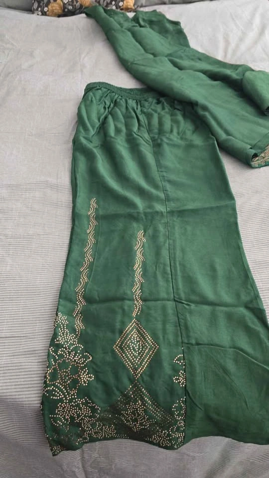 Bottle green palazzo suit, custom made - photo 2