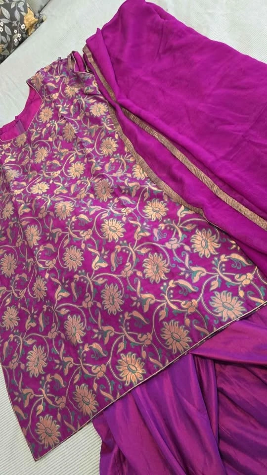 Punjabi suit, pure silk, pet and smoke free home - photo 3