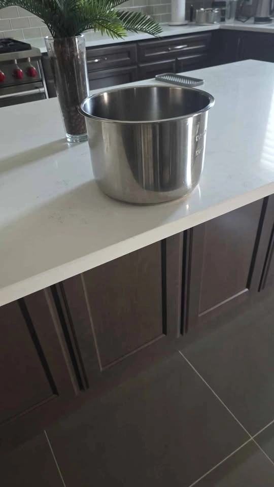 6 quart Instant Pot inner pot - photo 3