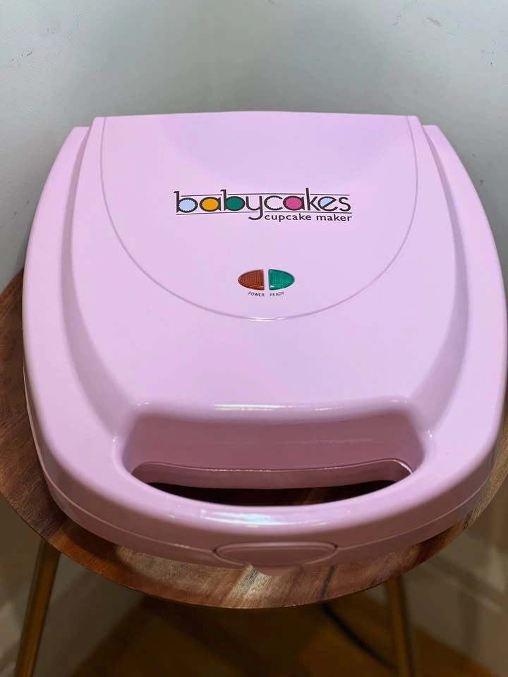 Babycakes Pink Cupcake Maker (Model CC-2828) - photo 2