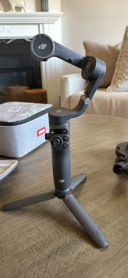 DJI Osmo Mobile 6 Smartphone Gimbal - photo 2
