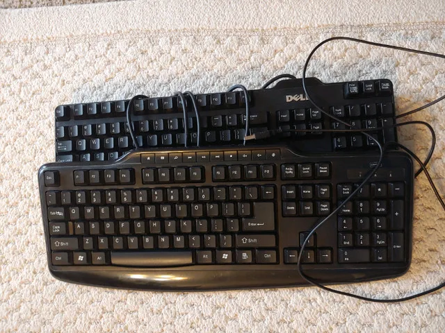 Computer Laptop USB Mouse Keyboard Webcam thumbnail