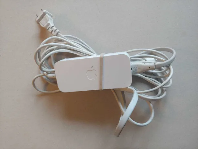 Apple MagSafe/MagSafe 2 Power Adapter image indicator(2)