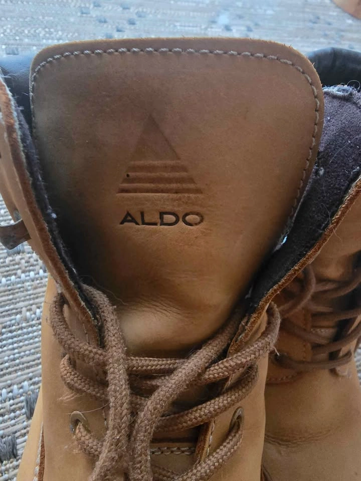 Mens 10 - Aldo waterproof boots - photo 2