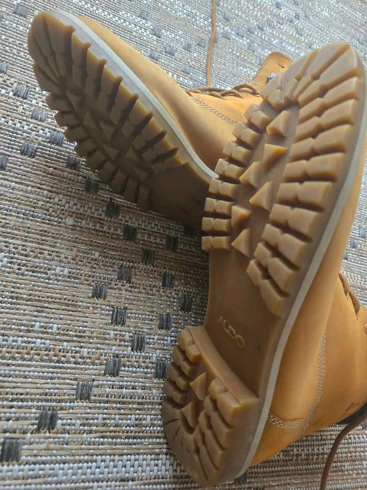 Mens 10 - Aldo waterproof boots - photo 4