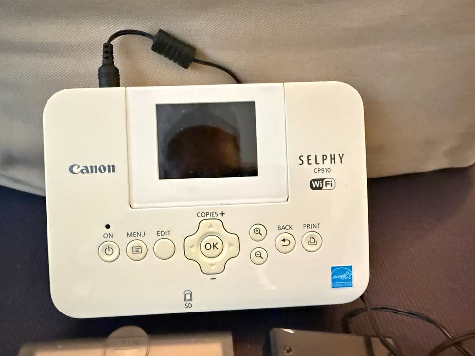 Canon Selphy CP910 Wireless Compact Photo Printer