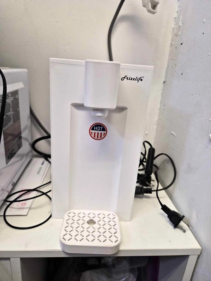 Frizzlife Countertop Hot Water Dispenser