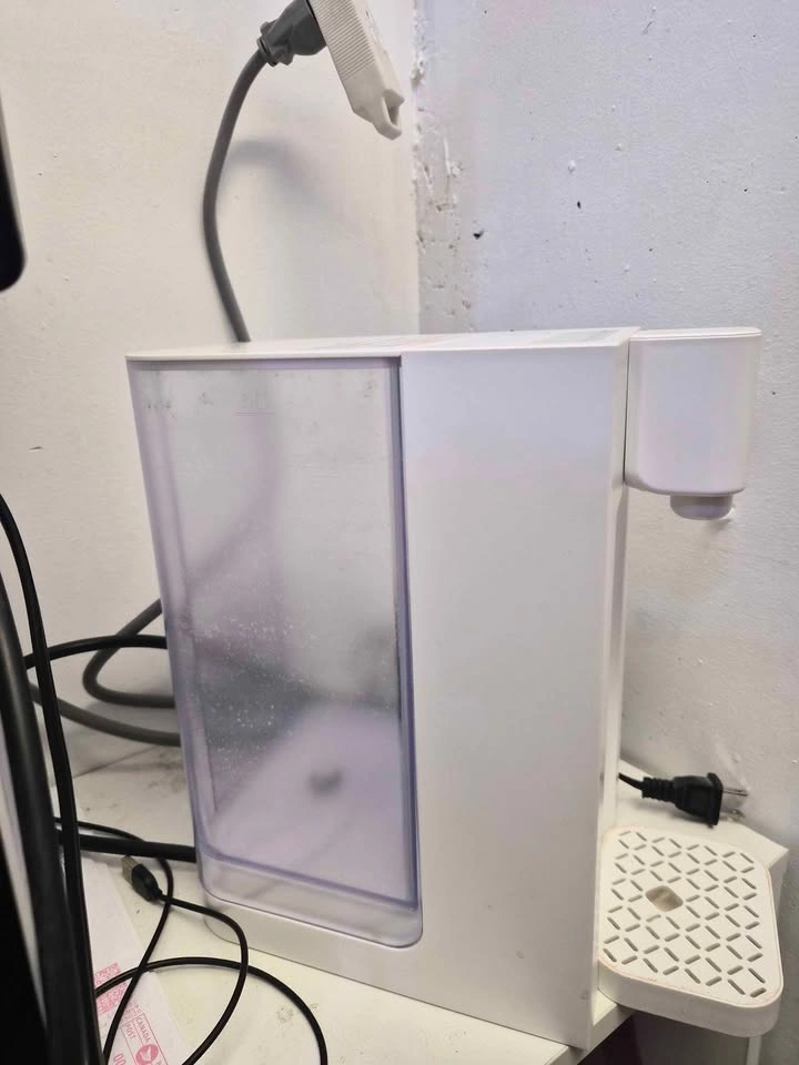 Frizzlife Countertop Hot Water Dispenser - photo 2