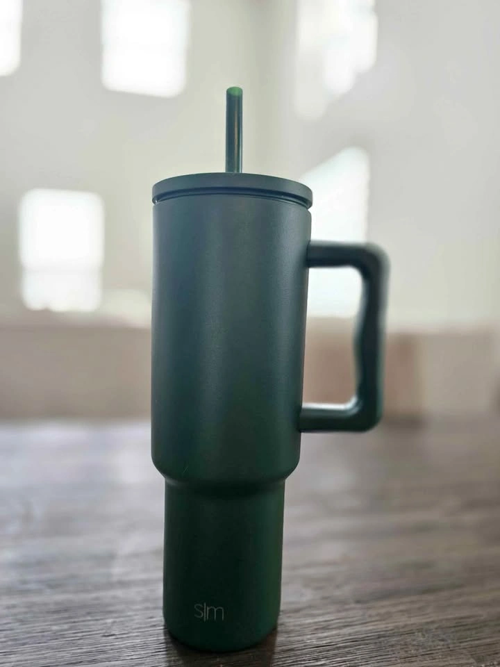 Simple Modern 40oz trek tumbler