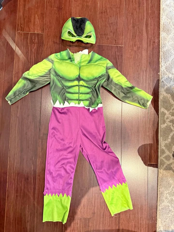 Marvel Hulk Halloween Costume with Mask Size 3T-4T only $5!!!
