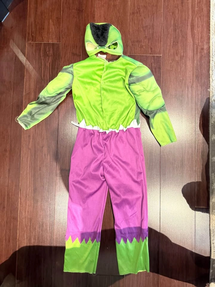 Marvel Hulk Halloween Costume with Mask Size 3T-4T only $5!!! - photo 2