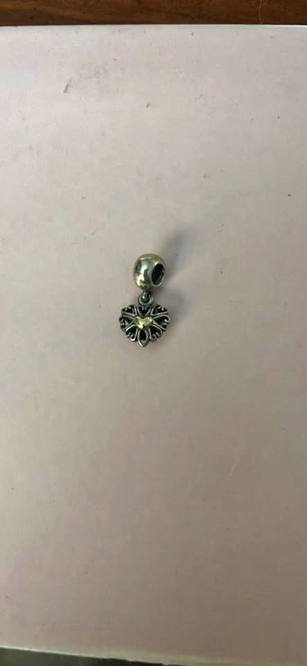 Pandora "Filled with Love" heart dangle charm (Item #791274)