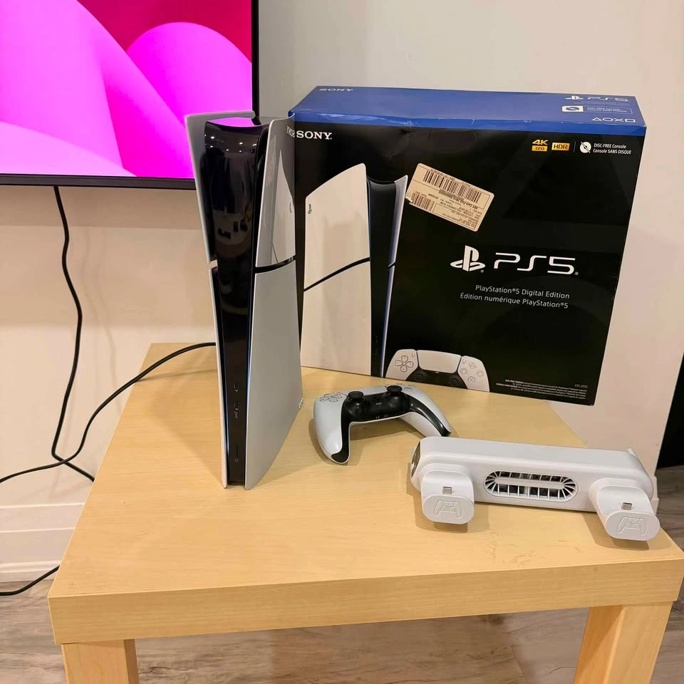 Ps5 Slim Digital (1TB) + Controller + Cooling/Charging Dock - photo 2