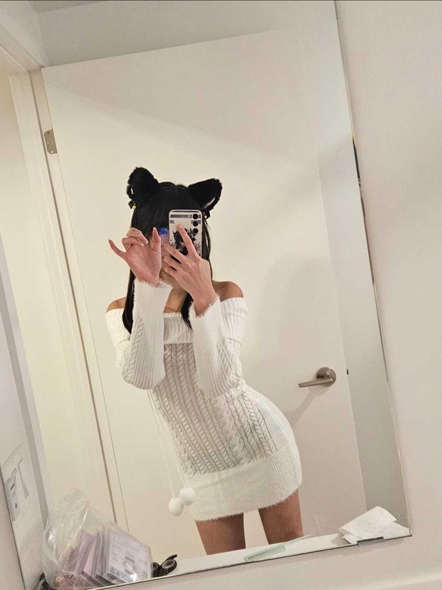 S Off-Shoulder Sweater Dress