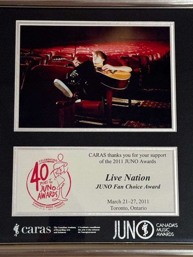 2011 JUNO Awards Framed Commemorative Display - photo 3
