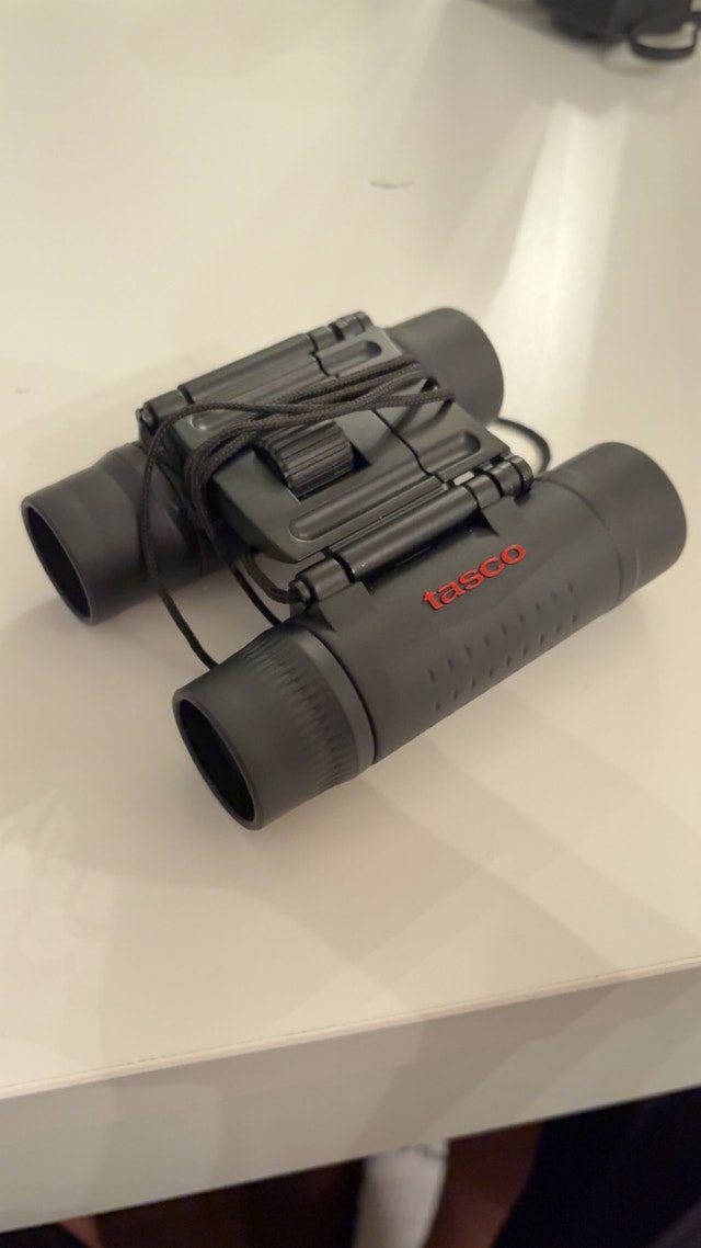 Tasco Binoculars - CASE included