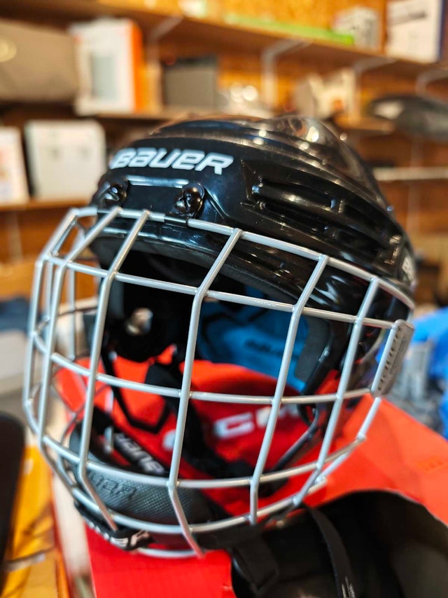 Bauer Prodigy Youth Ice Hockey Helmet with Cage