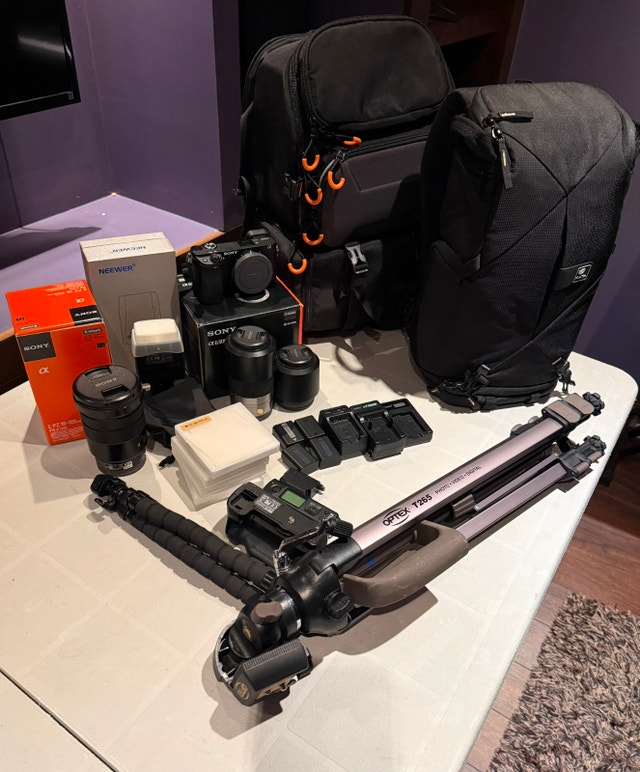 Sony Alpha a6300 Mirrorless Digital Camera - Full bundle