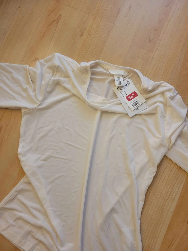 H&M Short Sleeve Top - photo 2