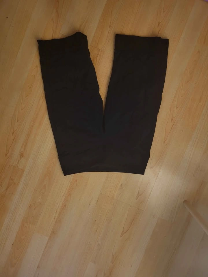 Lululemon Black Cropped Leggings - photo 2