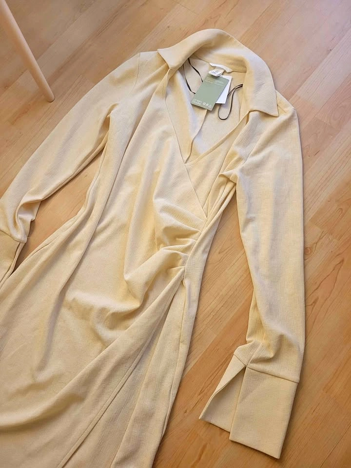 H&M Long-Sleeved Wrap Dress