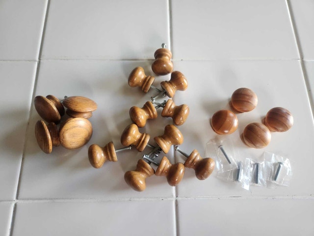 19 Wooden Drawer Knobs