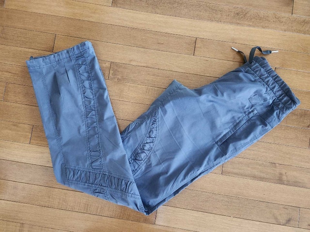 Lululemon Studio Pants, size 4 - photo 4