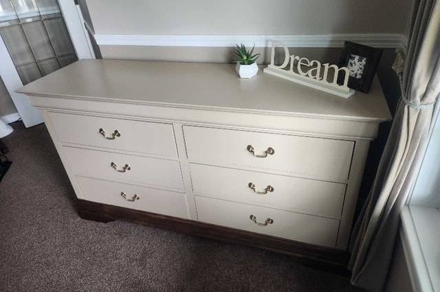 6 Drawer Dresser for Sale