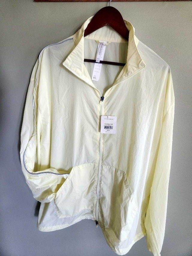 New Fabletics Windbreaker Jacket, Size XXL