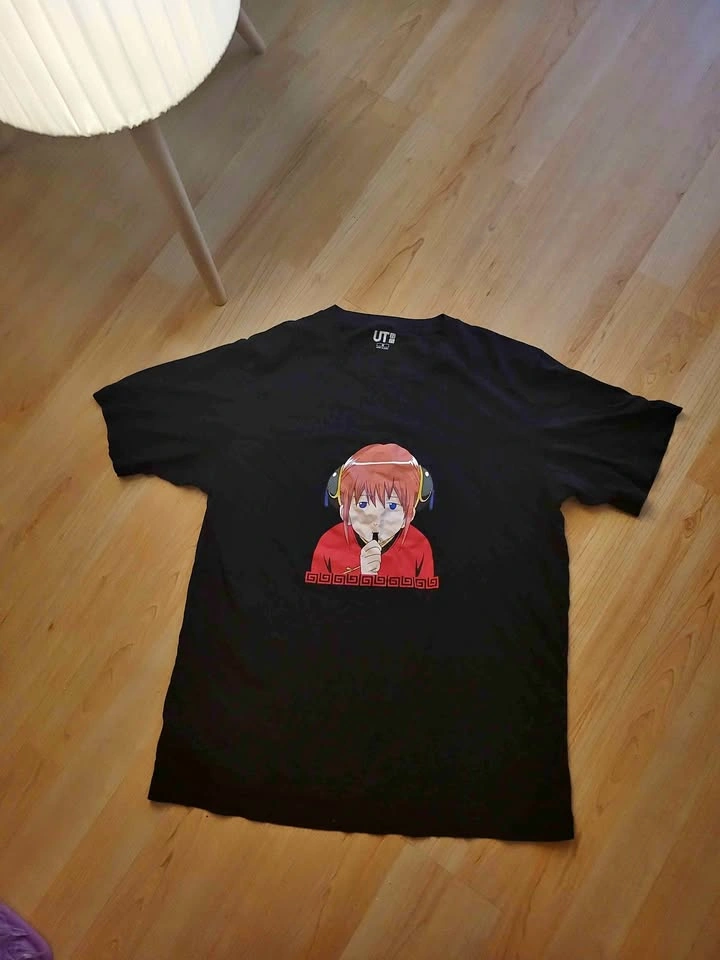Uniqlo UT Gintama Kagura Graphic T-Shirt Size M