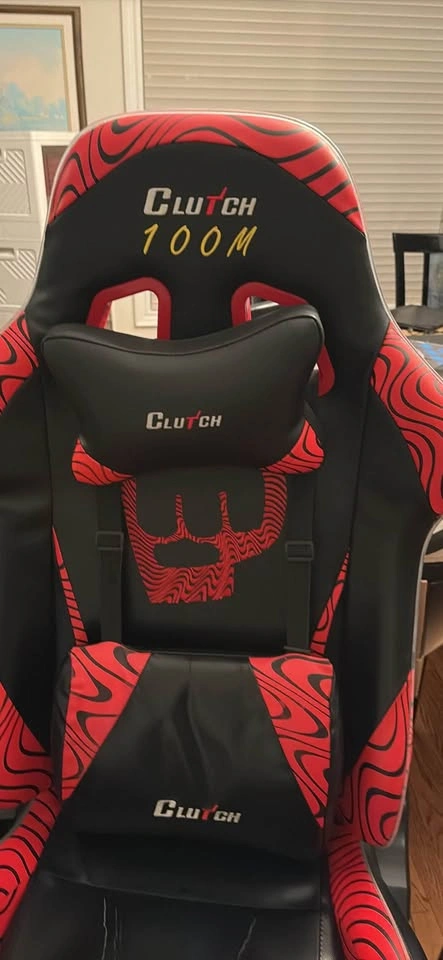 Pewdiepie 100m subscriber clutch chair - photo 2
