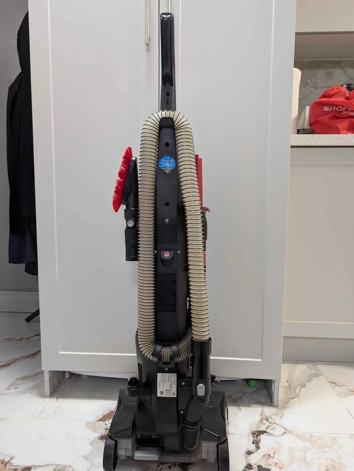 Hoover Vacuum - photo 4