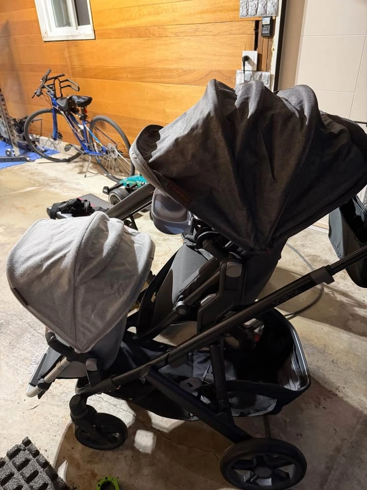 Uppababy Vista V3 stroller + accessories - photo 2
