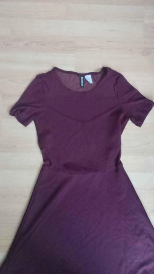 H&M Divided Burgundy Mesh Skater Dress - photo 2