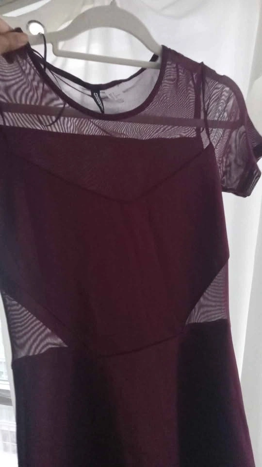H&M Divided Burgundy Mesh Skater Dress - photo 3