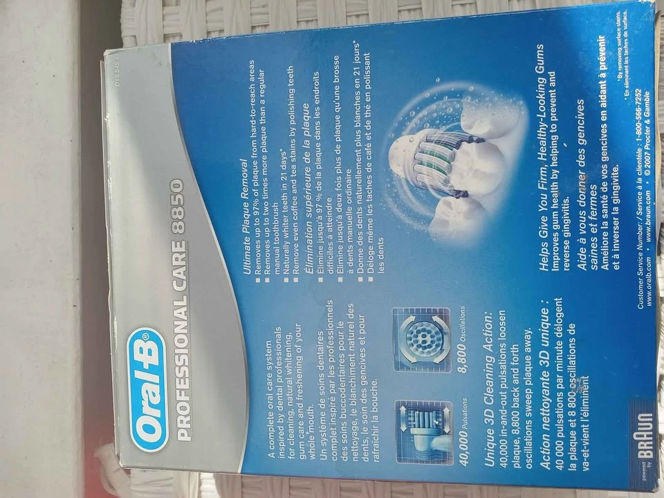 Oral-B Professional Care 8850 Electric Toothbrush - photo 2