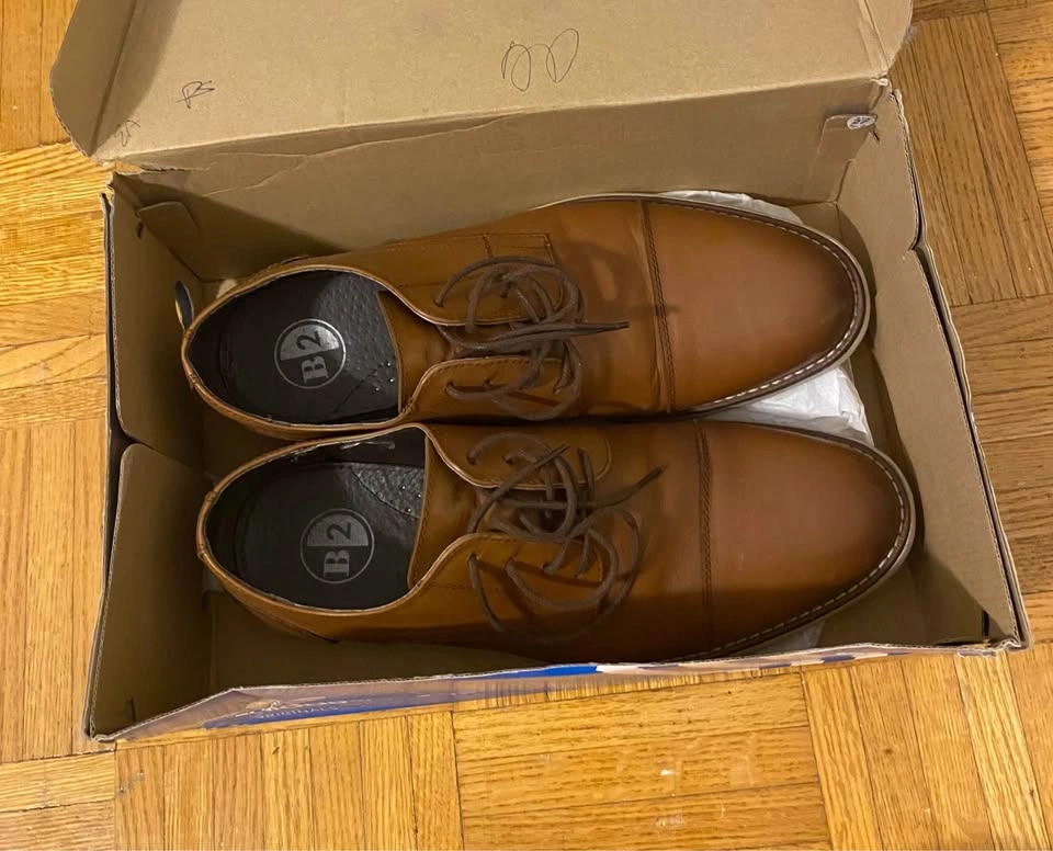 B2 Tan Cap Toe Derby Shoes size 43