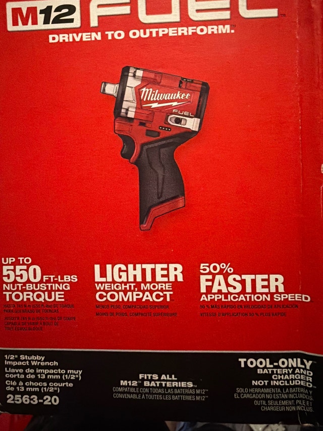 Milwaukee M12 Impact 1/2