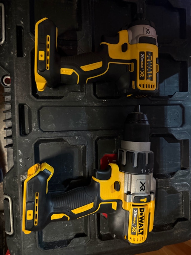 dewalt impact driver and hammer drill