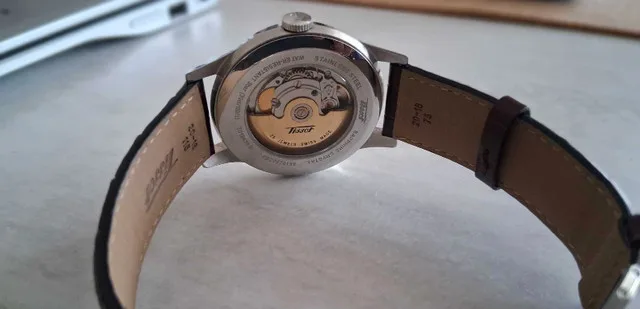 Tissot Visodate Automatic Men's Watch image indicator(2)