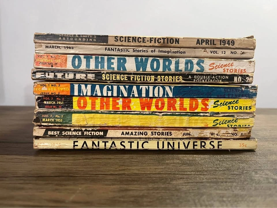 Vintage Science Fiction Book Lot - photo 3