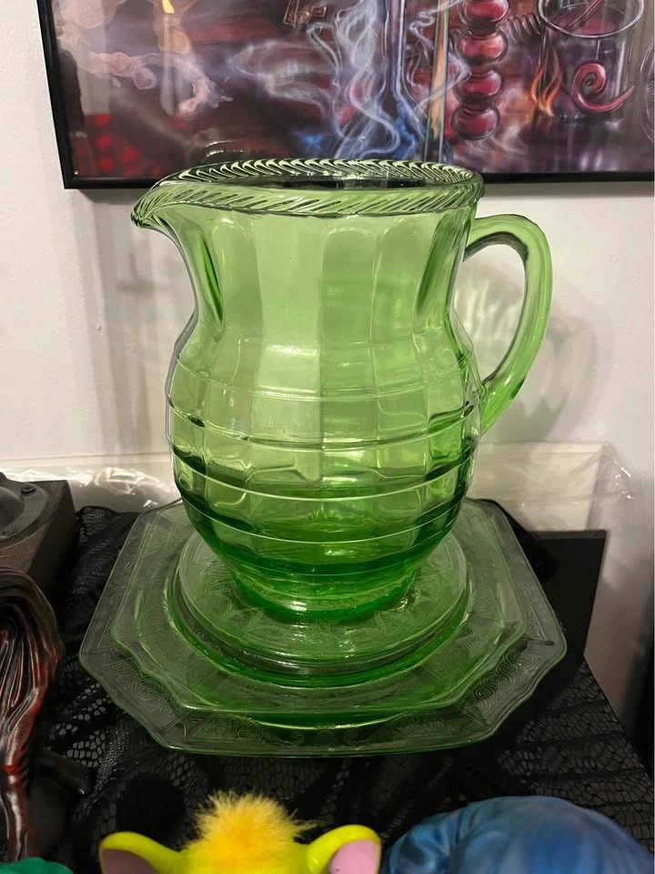 Vintage Uranium Glass Collection - photo 3